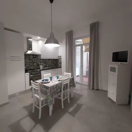 Apartment Helen